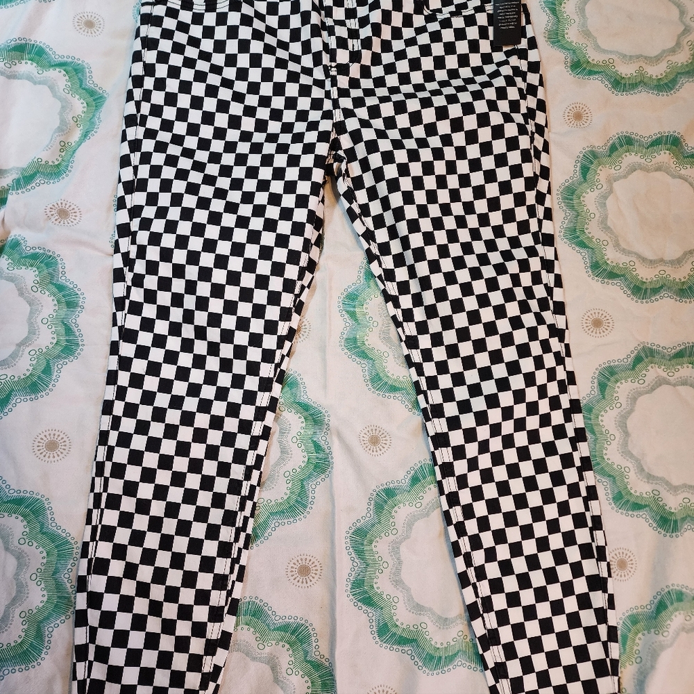 Hot Topic New with tag high rise skinny pants size 18